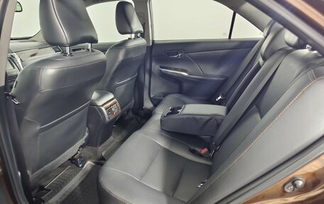 Toyota Camry, 2017 год, 2 069 000 рублей, 18 фотография