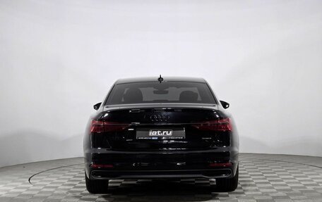 Audi A6, 2021 год, 4 300 000 рублей, 6 фотография