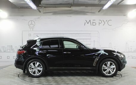 Infiniti QX70, 2016 год, 2 600 000 рублей, 6 фотография