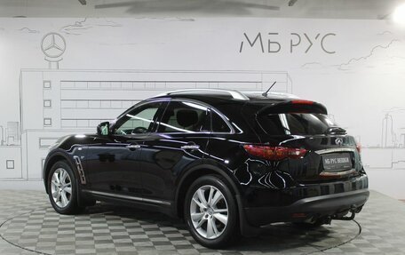 Infiniti QX70, 2016 год, 2 600 000 рублей, 9 фотография