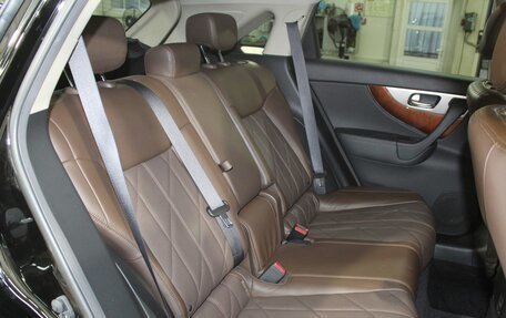 Infiniti QX70, 2016 год, 2 600 000 рублей, 27 фотография