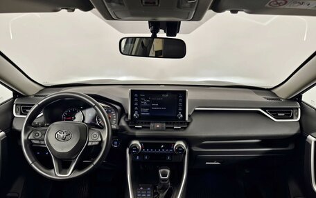 Toyota RAV4, 2020 год, 2 935 000 рублей, 12 фотография