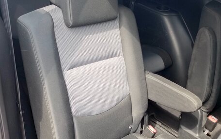 Mazda 5 I рестайлинг, 2005 год, 650 000 рублей, 13 фотография
