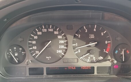 BMW 5 серия, 2001 год, 570 000 рублей, 11 фотография