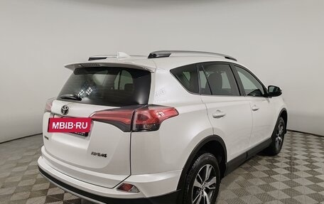 Toyota RAV4, 2018 год, 2 250 000 рублей, 5 фотография