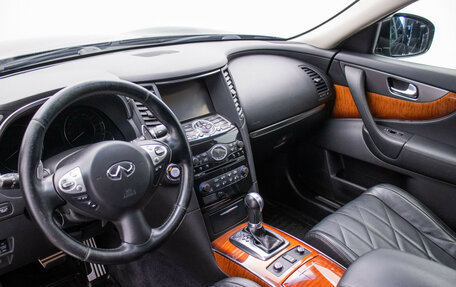 Infiniti QX70, 2014 год, 1 730 000 рублей, 9 фотография