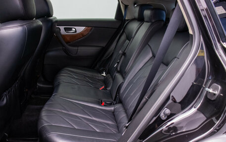 Infiniti QX70, 2014 год, 1 730 000 рублей, 11 фотография