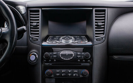 Infiniti QX70, 2014 год, 1 730 000 рублей, 14 фотография