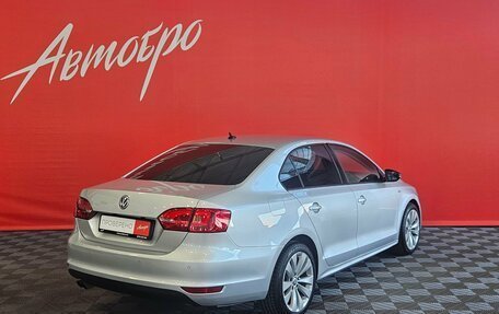 Volkswagen Jetta VI, 2013 год, 1 085 000 рублей, 5 фотография