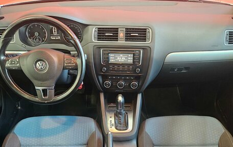 Volkswagen Jetta VI, 2013 год, 1 085 000 рублей, 9 фотография