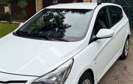 Hyundai Solaris II рестайлинг, 2014 год, 790 000 рублей, 2 фотография