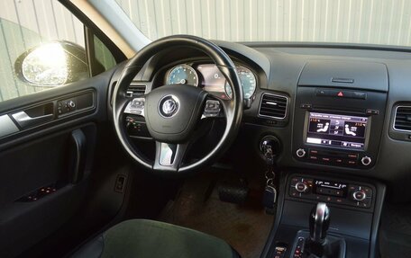 Volkswagen Touareg III, 2013 год, 1 949 999 рублей, 8 фотография