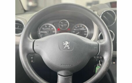 Peugeot Partner II рестайлинг 2, 2013 год, 799 000 рублей, 15 фотография