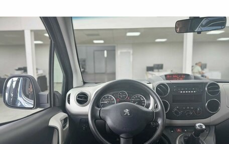 Peugeot Partner II рестайлинг 2, 2013 год, 799 000 рублей, 16 фотография