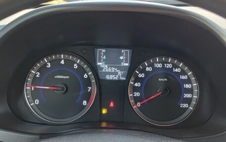 Hyundai Solaris II рестайлинг, 2014 год, 723 000 рублей, 16 фотография