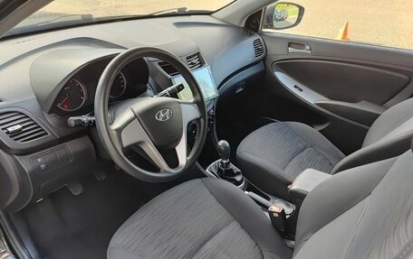 Hyundai Solaris II рестайлинг, 2014 год, 723 000 рублей, 20 фотография