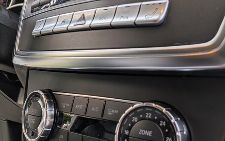 Mercedes-Benz M-Класс, 2012 год, 1 700 000 рублей, 13 фотография