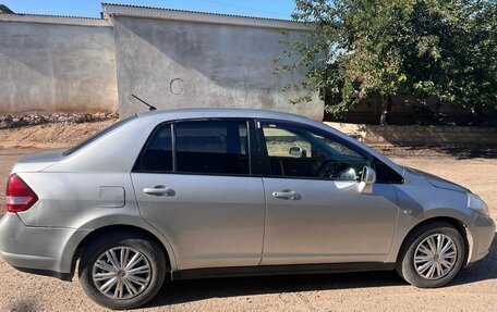 Nissan Tiida, 2005 год, 390 000 рублей, 2 фотография
