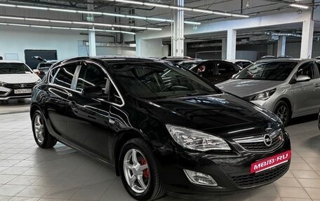 Opel Astra J, 2010 год, 499 000 рублей, 2 фотография
