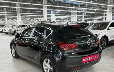 Opel Astra J, 2010 год, 499 000 рублей, 4 фотография
