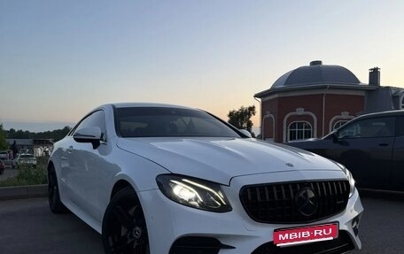 Mercedes-Benz E-Класс, 2019 год, 3 670 000 рублей, 1 фотография