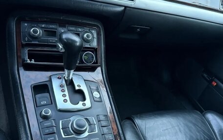 Audi A8, 2006 год, 800 000 рублей, 16 фотография