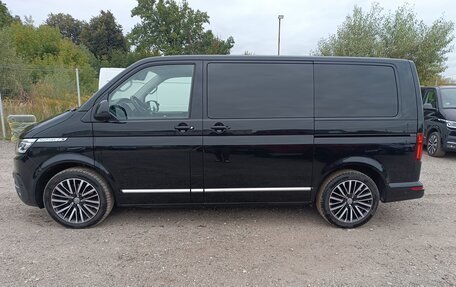 Volkswagen Multivan T6 рестайлинг, 2022 год, 9 100 000 рублей, 3 фотография