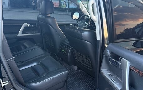 Toyota Land Cruiser 200, 2012 год, 3 150 000 рублей, 26 фотография