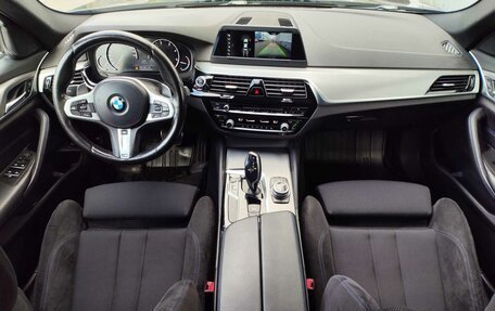 BMW 5 серия, 2018 год, 2 695 000 рублей, 18 фотография