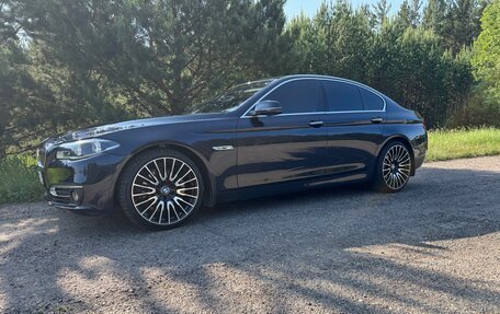 BMW 5 серия, 2016 год, 3 100 000 рублей, 28 фотография
