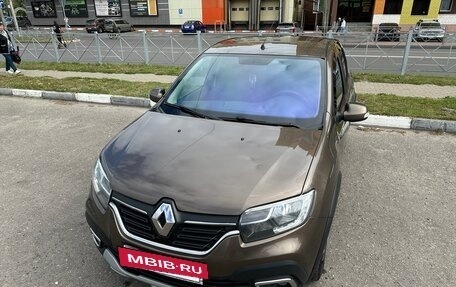 Renault Logan II, 2019 год, 1 000 000 рублей, 9 фотография