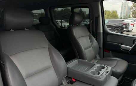 Hyundai Grand Starex Grand Starex I рестайлинг 2, 2011 год, 1 490 000 рублей, 23 фотография