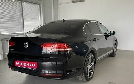 Volkswagen Passat B8 рестайлинг, 2018 год, 1 750 000 рублей, 4 фотография