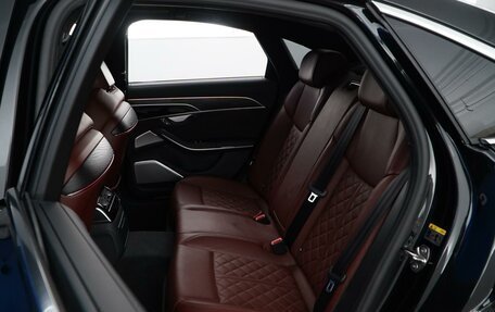 Audi A8, 2018 год, 7 999 999 рублей, 9 фотография