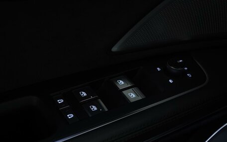 Audi A8, 2018 год, 7 999 999 рублей, 17 фотография