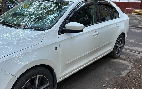 Skoda Rapid I, 2015 год, 700 000 рублей, 6 фотография