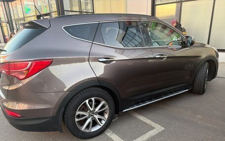 Hyundai Santa Fe III рестайлинг, 2013 год, 2 000 000 рублей, 4 фотография