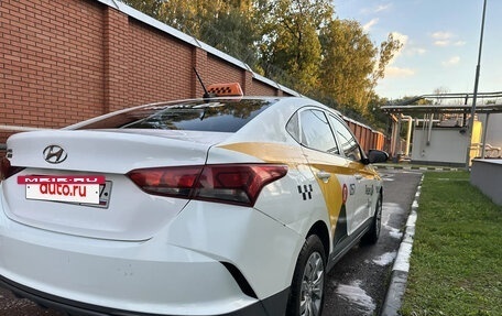 Hyundai Solaris II рестайлинг, 2021 год, 780 000 рублей, 8 фотография