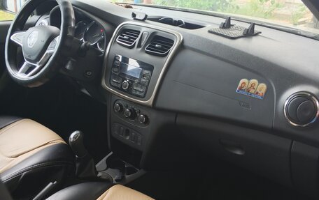 Renault Logan II, 2019 год, 1 750 000 рублей, 4 фотография