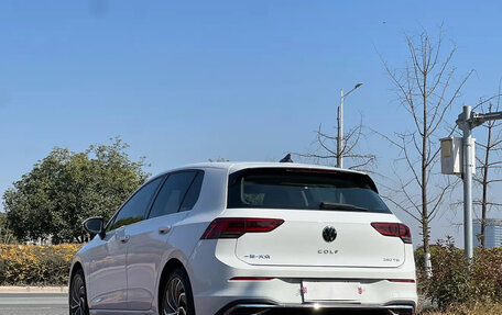 Volkswagen Golf VIII, 2022 год, 1 547 007 рублей, 3 фотография