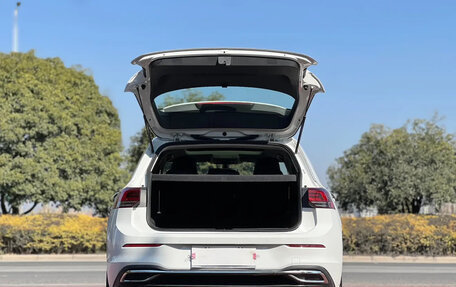 Volkswagen Golf VIII, 2022 год, 1 547 007 рублей, 5 фотография