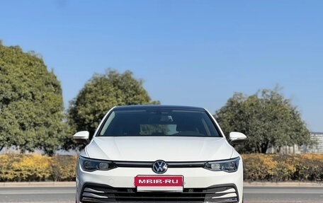 Volkswagen Golf VIII, 2022 год, 1 547 007 рублей, 2 фотография