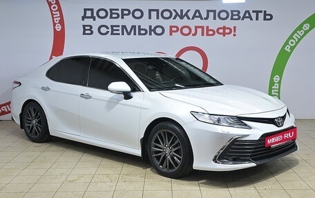 Toyota Camry, 2021 год, 3 200 000 рублей, 3 фотография