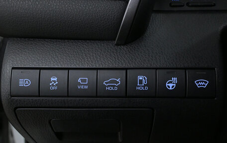 Toyota Camry, 2021 год, 3 200 000 рублей, 17 фотография
