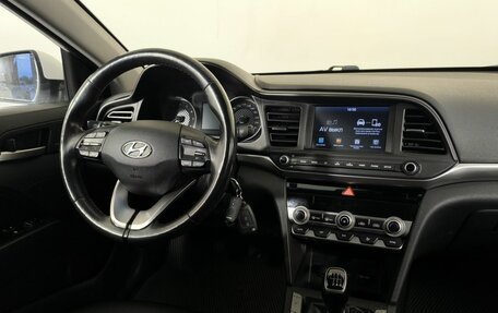Hyundai Elantra VI рестайлинг, 2019 год, 1 280 000 рублей, 13 фотография
