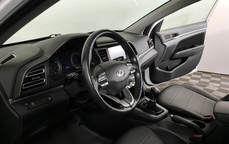 Hyundai Elantra VI рестайлинг, 2019 год, 1 280 000 рублей, 8 фотография