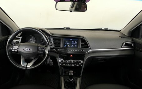 Hyundai Elantra VI рестайлинг, 2019 год, 1 280 000 рублей, 12 фотография