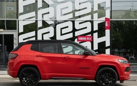 Jeep Compass II, 2022 год, 3 600 000 рублей, 5 фотография