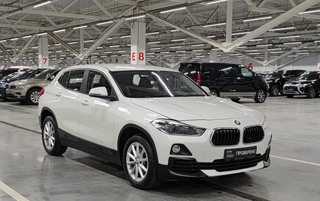 BMW X2, 2018 год, 2 950 000 рублей, 3 фотография
