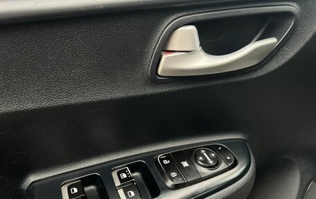 KIA Rio IV, 2017 год, 1 199 000 рублей, 17 фотография